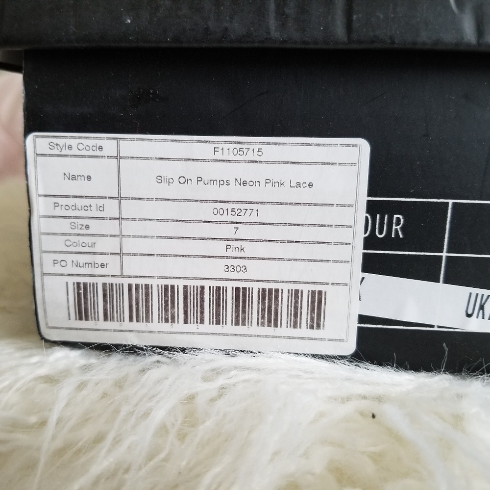 MISSGUIDED NEON PINK SLIP ON LACE SNEAKERS - Picture 5 of 8